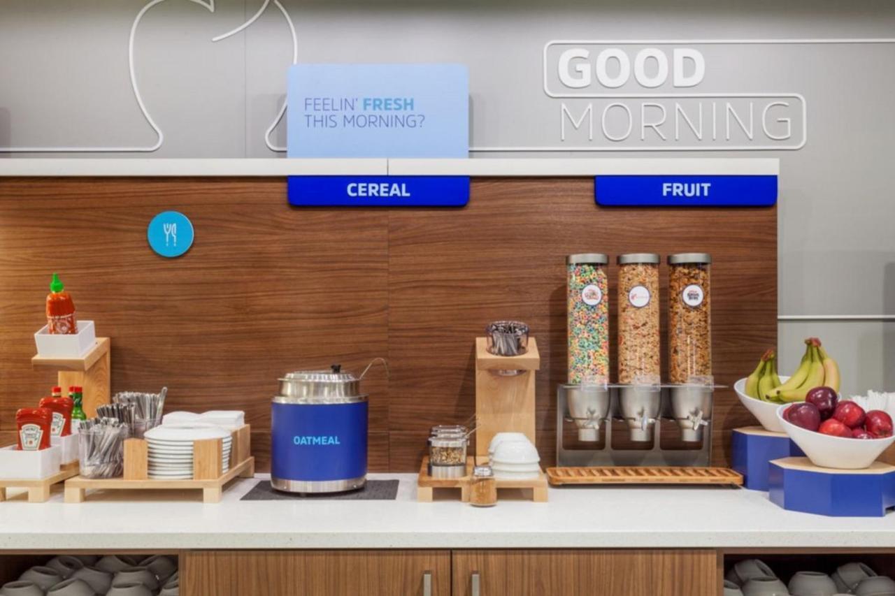 Holiday Inn Express & Suites - Milan - Sandusky Area By Ihg Dış mekan fotoğraf