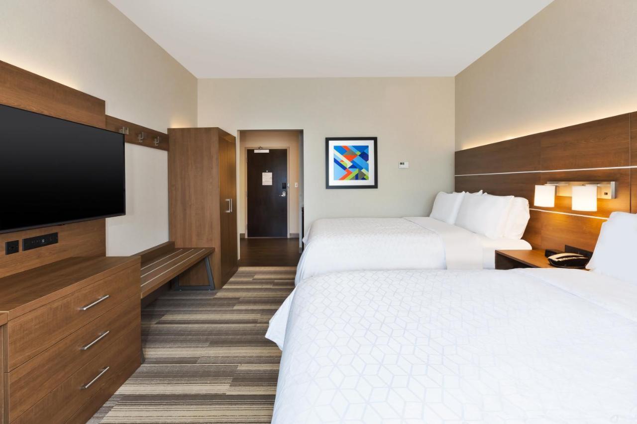 Holiday Inn Express & Suites - Milan - Sandusky Area By Ihg Dış mekan fotoğraf