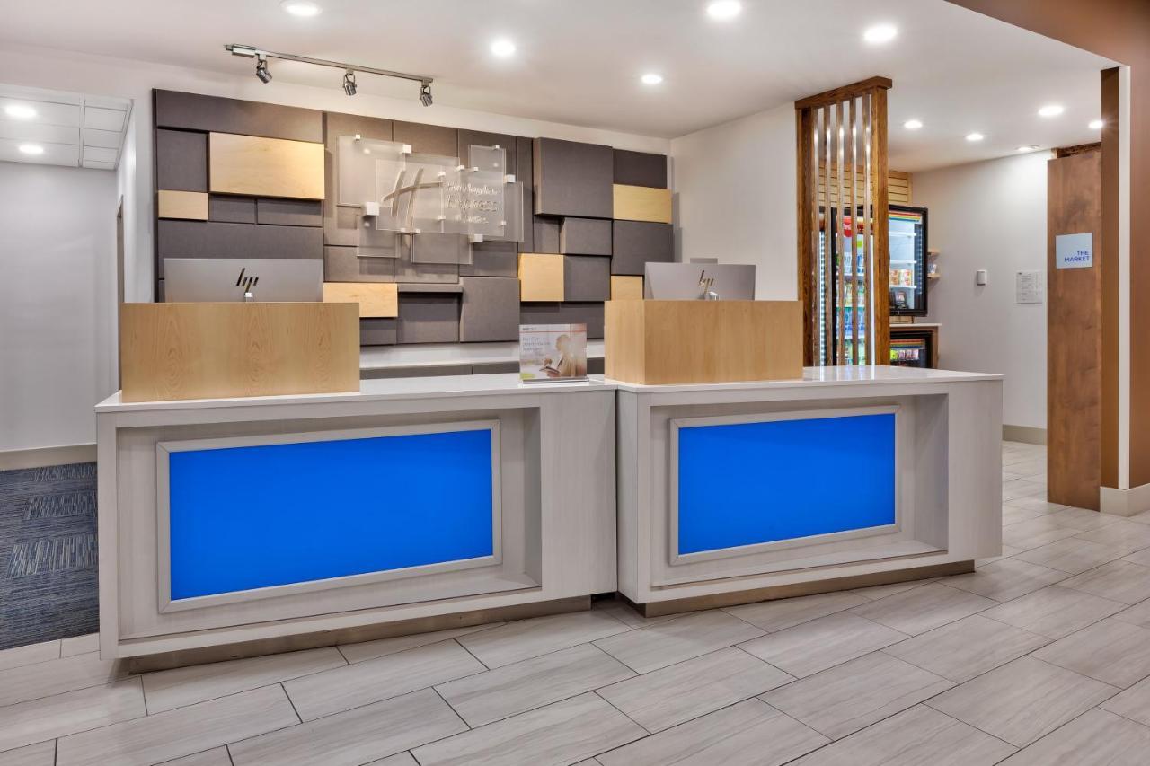 Holiday Inn Express & Suites - Milan - Sandusky Area By Ihg Dış mekan fotoğraf