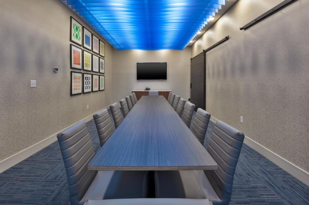 Holiday Inn Express & Suites - Milan - Sandusky Area By Ihg Dış mekan fotoğraf